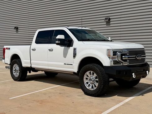 Used 2022 Ford F250 Limited AWD/4WD image 1