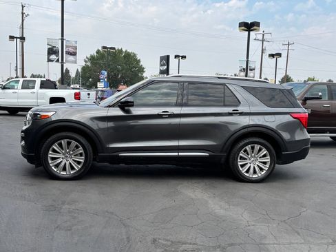 Used 2020 Ford Explorer Limited w/ Class III Trailer Tow Package AWD/4WD image 3