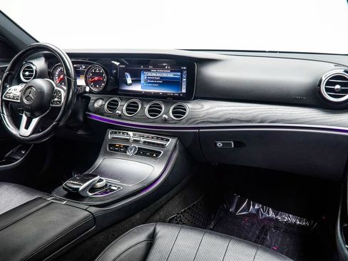 Used 2019 Mercedes-Benz E 300 image 19