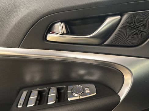 New 2026 Genesis G70 2.5T RWD image 11