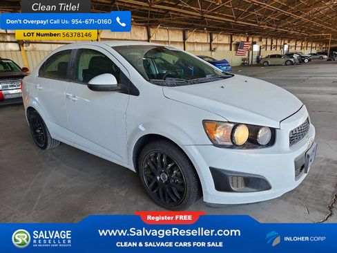 Used 2013 Chevrolet Sonic LT FWD image 5