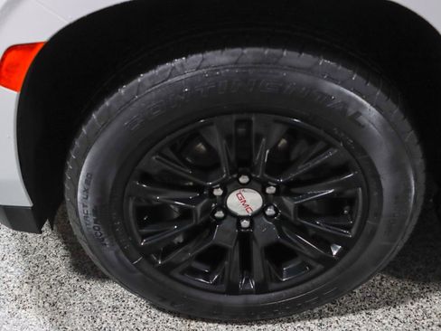 Used 2023 GMC Yukon Denali AWD/4WD image 11