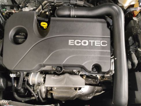 Used 2022 Chevrolet Equinox LT w/ LPO, Floor Liner Package image 30