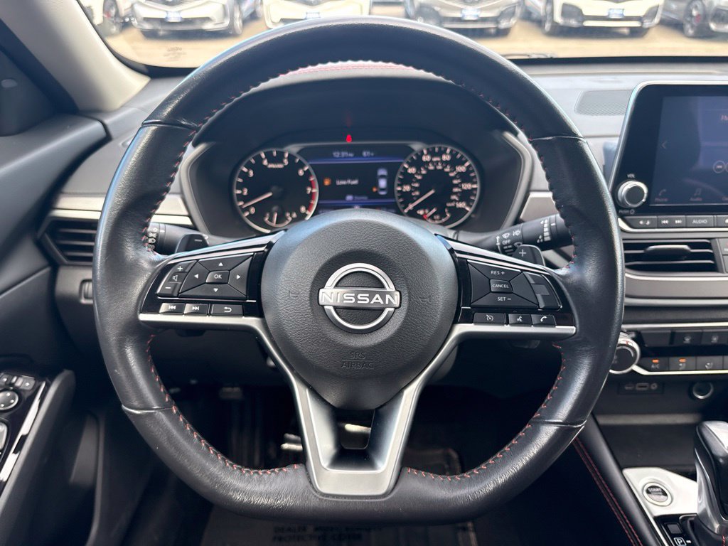 Used 2024 Nissan Altima 2.5 SR FWD image 18