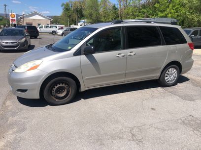 Used 2007 Toyota Sienna LE