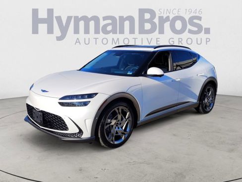 Used 2023 Genesis GV60 Performance image 7