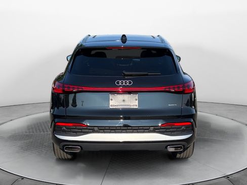 Used 2025 Audi Q5 Premium w/ Convenience Package AWD/4WD image 6