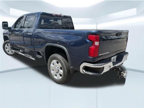 Used 2021 Chevrolet Silverado 2500 LTZ AWD/4WD image 2