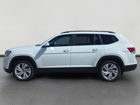 Used 2021 Volkswagen Atlas SE image 2