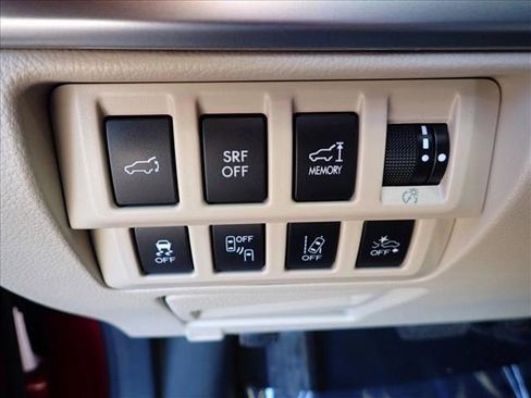 Used 2017 Subaru Outback 3.6R Limited image 14