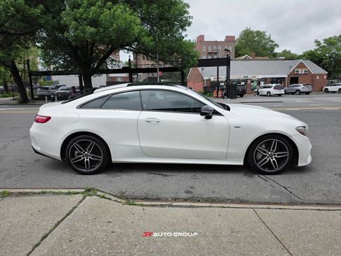 Used 2018 Mercedes-Benz E 400 4MATIC Coupe image 4