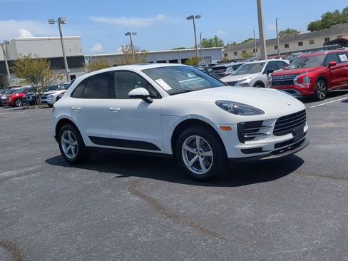 Used 2021 Porsche Macan AWD/4WD image 4