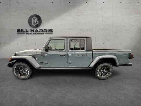 New 2026 Jeep Gladiator Willys image 10