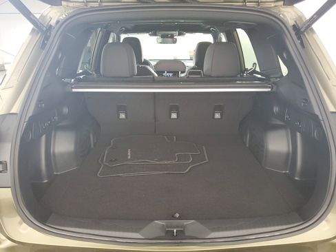 Used 2026 Subaru Forester Premium image 34