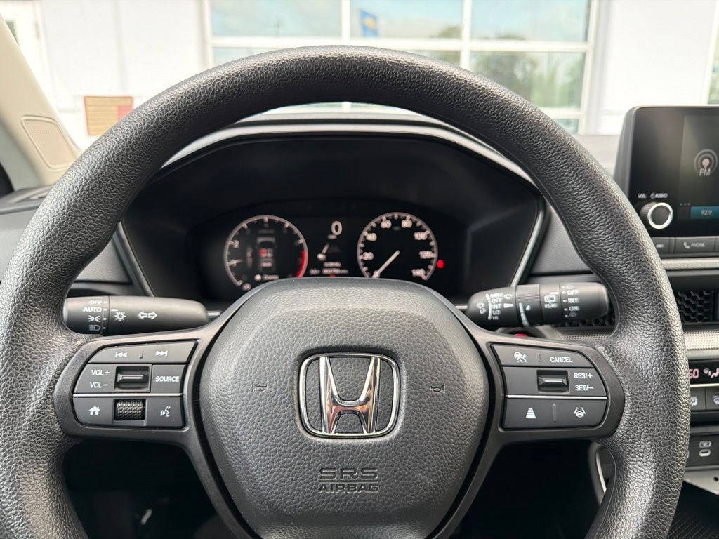 Used 2025 Honda CR-V EX image 11