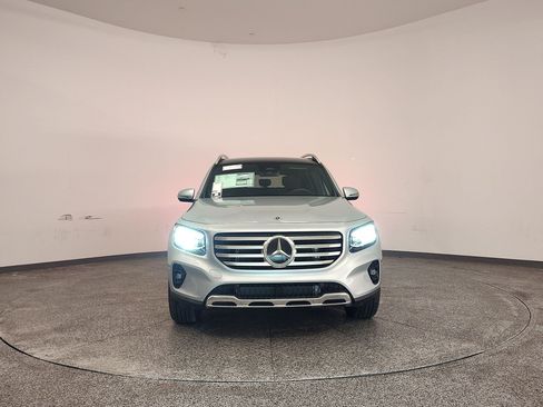 Used 2026 Mercedes-Benz GLB 250 image 5