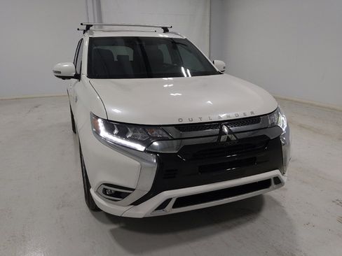 Used 2020 Mitsubishi Outlander SEL image 14