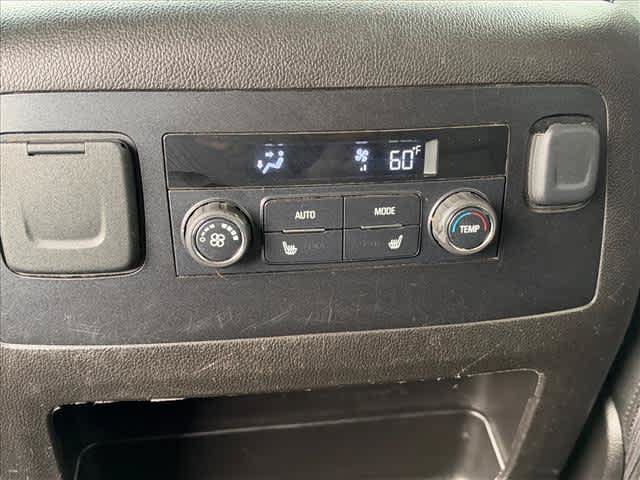 Used 2017 Chevrolet Suburban LT w/ Luxury Package AWD/4WD image 15