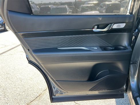 Certified 2023 Hyundai Palisade Calligraphy image 22
