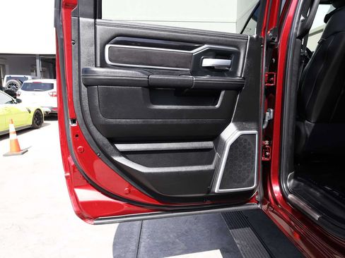 Used 2019 RAM 2500 Laramie AWD/4WD image 46