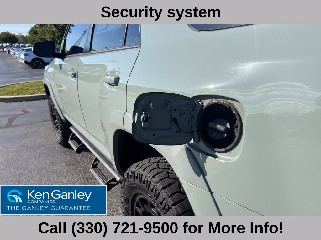 Used 2022 Toyota 4Runner TRD Off-Road Premium w/ TRD Black Wheel Package (TMS) AWD/4WD image 47
