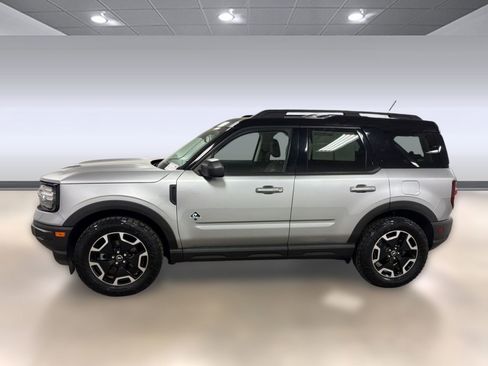 Used 2021 Ford Bronco Sport Outer Banks image 2