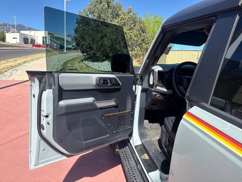 Used 2021 Ford Bronco Badlands image 10