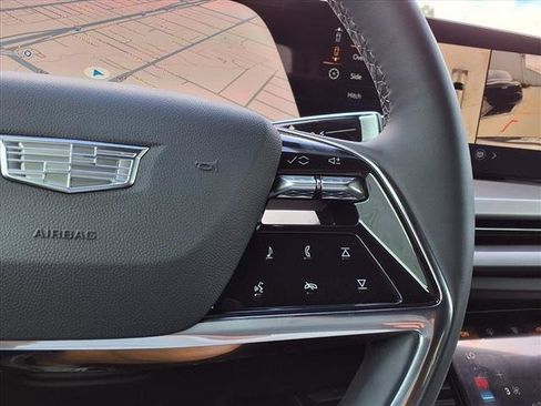 New 2026 Cadillac Vistiq Sport image 18