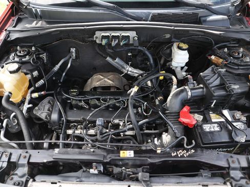Used 2008 Ford Escape XLS FWD image 40