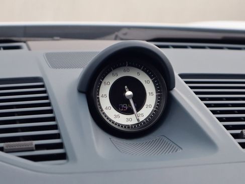 Certified 2023 Porsche 911 Carrera 4S image 25