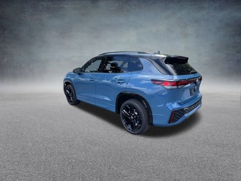 New 2025 Volkswagen Tiguan SE R-Line image 16