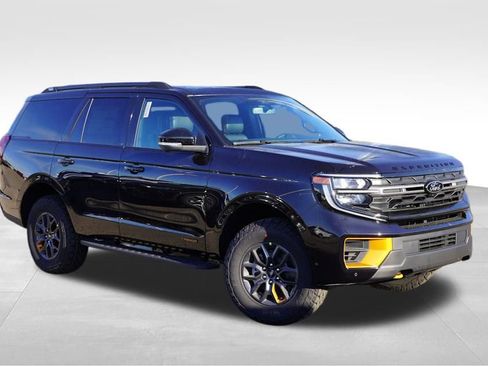 New 2025 Ford Expedition Tremor image 1