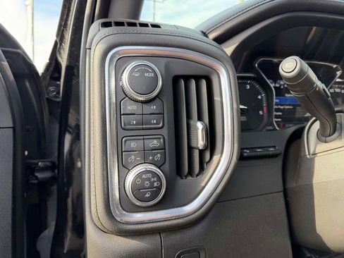 Used 2021 GMC Sierra 2500 Denali w/ Denali Ultimate Package AWD/4WD image 20