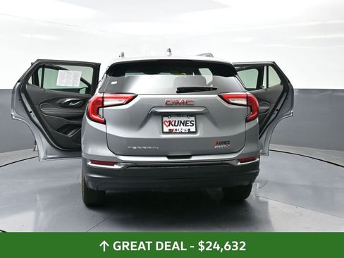 Used 2023 GMC Terrain AT4 image 61