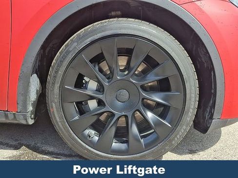 Used 2022 Tesla Model Y Long Range AWD/4WD image 10