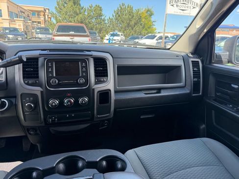 Used 2017 RAM 1500 Express w/ Black Ram 1500 Express Group AWD/4WD image 26
