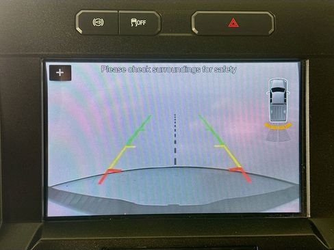 Used 2018 Ford F250 Lariat w/ Chrome Package image 17