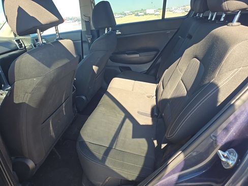 Used 2022 Kia Sportage LX FWD image 14