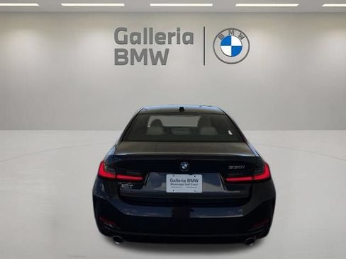 Used 2023 BMW 330i Sedan w/ Premium Package RWD image 8