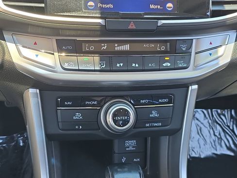 Used 2013 Honda Accord EX-L image 26