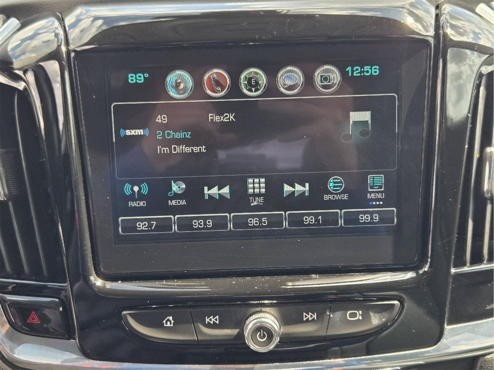 Used 2019 Chevrolet Traverse LT w/ LT Premium Package FWD image 15