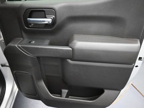 Used 2022 Chevrolet Silverado 1500 LT image 33