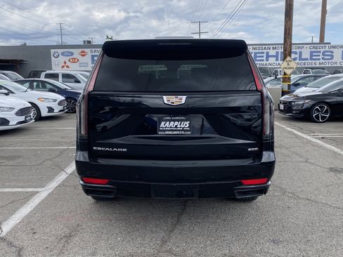 Used 2021 Cadillac Escalade ESV Sport AWD/4WD image 8