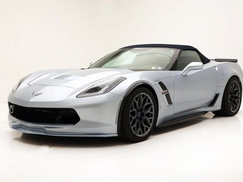 Used 2017 Chevrolet Corvette Grand Sport RWD image 6
