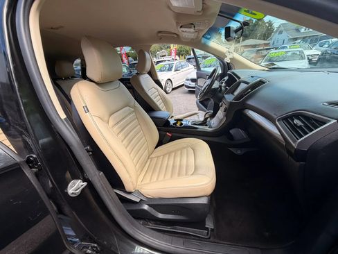 Used 2015 Ford Edge SEL w/ Equipment Group 201A AWD/4WD image 12