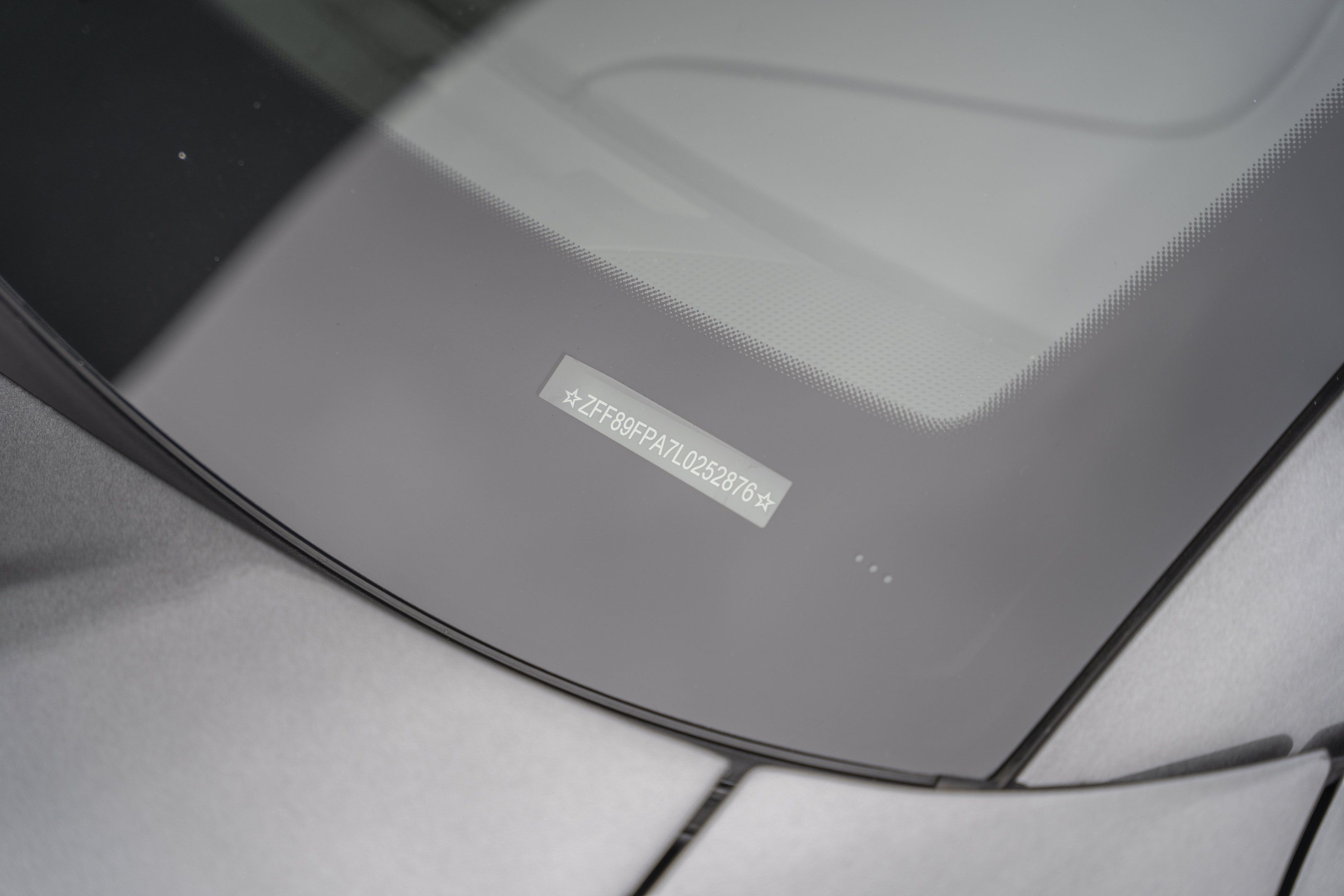 Used 2020 Ferrari Portofino RWD image 59