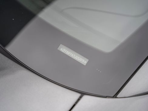 Used 2020 Ferrari Portofino RWD image 59