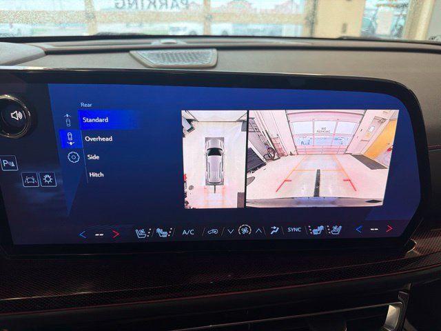 Used 2025 Chevrolet Traverse RS w/ LPO, Floor Liner Package AWD/4WD image 4