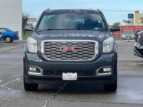 Used 2019 GMC Yukon XL Denali image 11