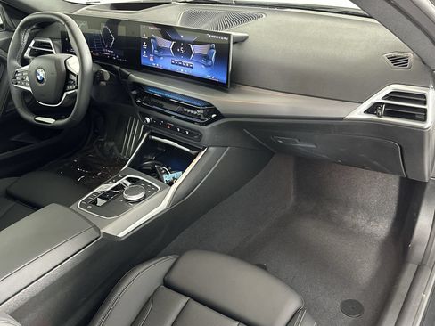 Used 2026 BMW 230i Coupe RWD image 31